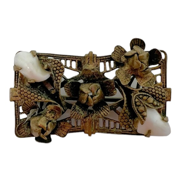 Vintage Brass Brooch with Baby Tooth Pearls - Picture 1 of 7